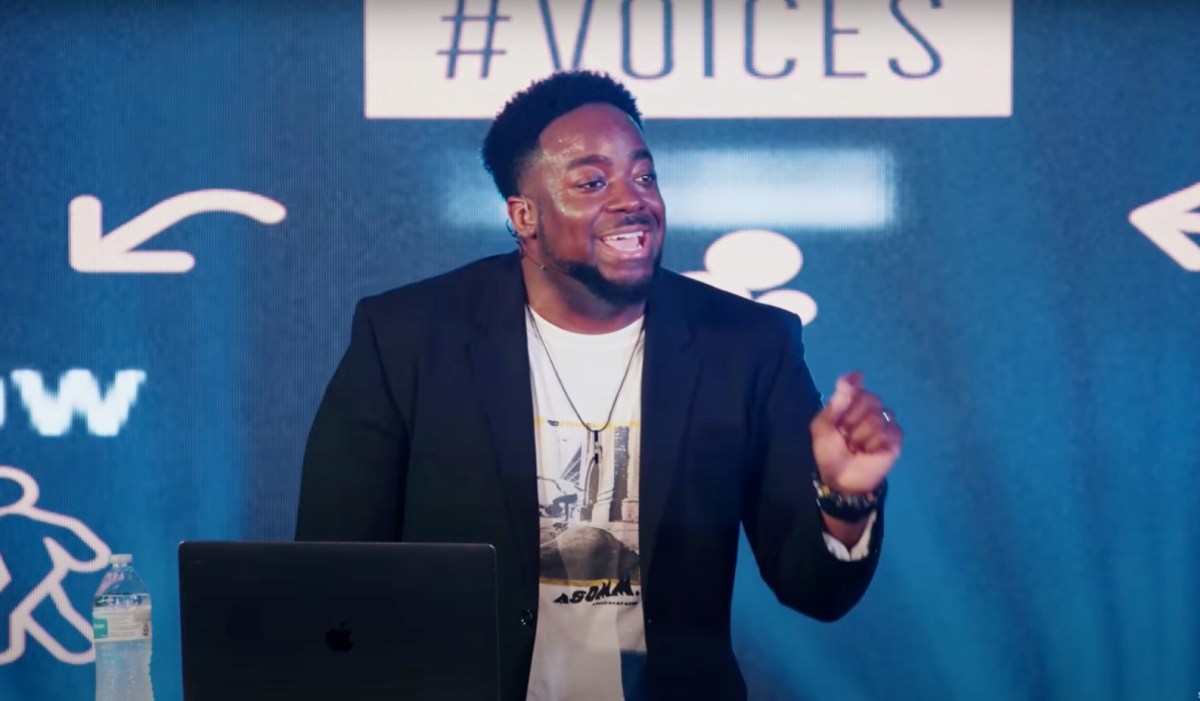 Pastor Jerry Flowers Jr preaching